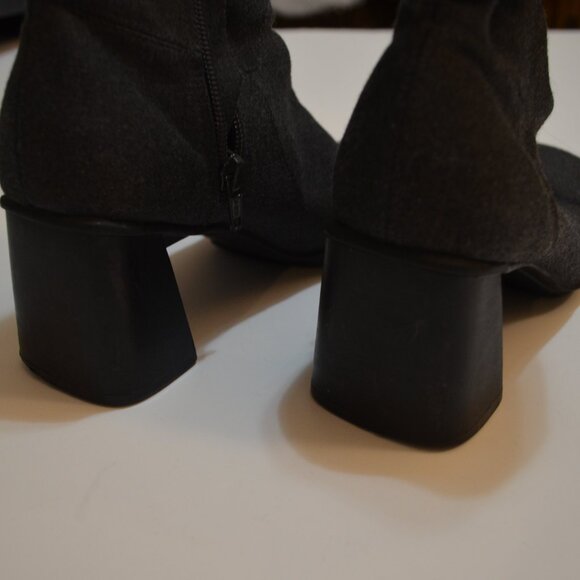 VILLAGER TsannShengCorporation Dark Gray Wool Block Heels 2.5' Zip Side Women 6M - Picture 5 of 10